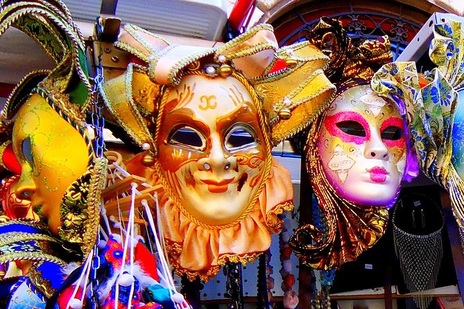 Venice Sightseeing Walking Tour for Kids and Families - Entering Venice: meeting near San Zaccaria and finding your rhythm