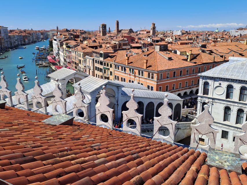 Venice: St. Mark’s Basilica Ticket with Host and Audioguide - Dress code and baggage rules: the stuff that can stop you at the door
