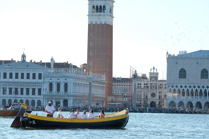 Venice Sunset Cruise by Typical Venetian Boat with Prosecco - Where You Meet: Ospedale Fondamenta Nuove and How the Timing Feels