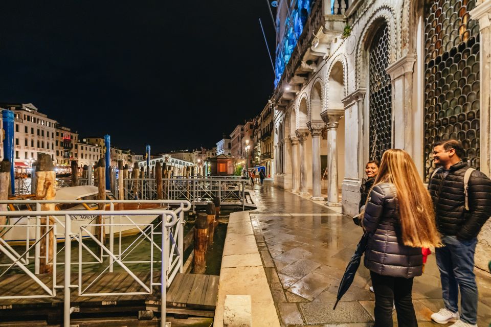 Venice: The Ghost & Legends Walking Tour - Meeting Near Saint Mark’s: Where to Start Without Stress