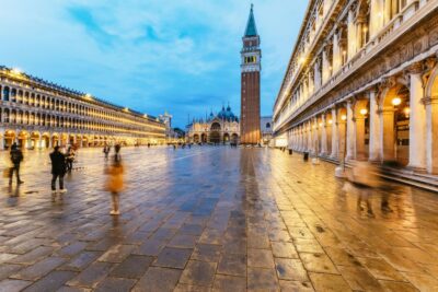 Venice: The Ghost & Legends Walking Tour - Castello After Dark: Doges, Noble Intrigue, and the Feeling of Old Secrets