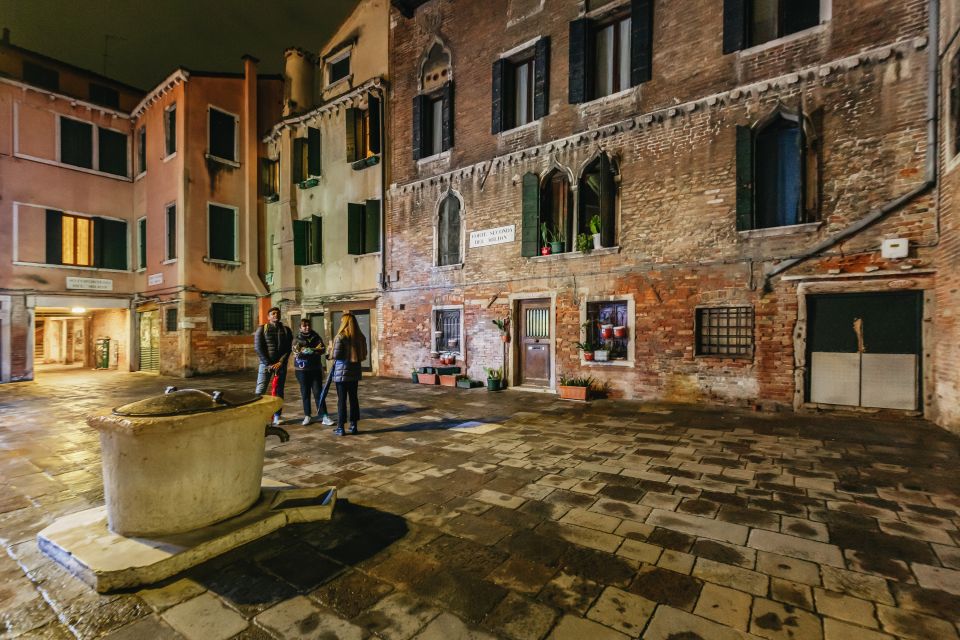 Venice: The Ghost & Legends Walking Tour - Malibran Theater Echoes and Lagoon Legends That Stick With You