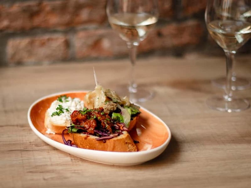 Venice: The Ultimate Food Tour with Wine & Spritz - Venice food tour value: how a 3.5-hour plan saves your appetite