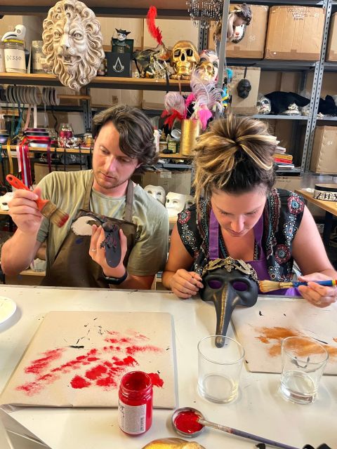 Venice: Venetian Masks Workshop - The Baroque technique: ornate details, not just paint blobs