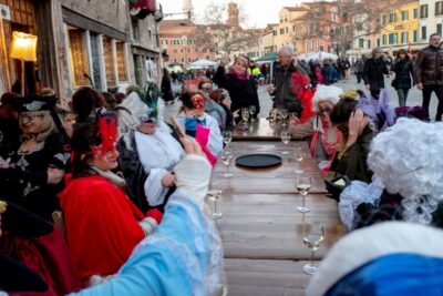Venice: Venetian Style Carnival Pub Crawl - What you actually get in 2 hours: wine, cicchetti, and a spritz finish