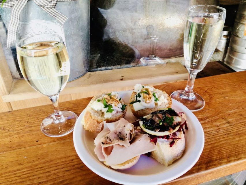 Venice: Venetian Style Carnival Pub Crawl - The dialect lesson that makes ordering wine feel natural