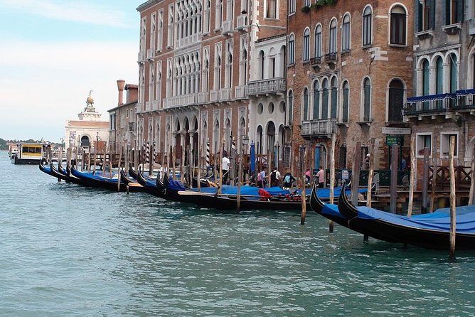 Venice Walking Tour and Gondola Ride - The walking route: back streets, maritime Venice, and Scala del Bovolo