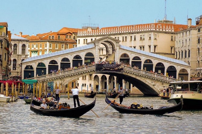 Venice Walking Tour and Gondola Ride - What can affect the quality: uneven terrain, headsets, and guide energy