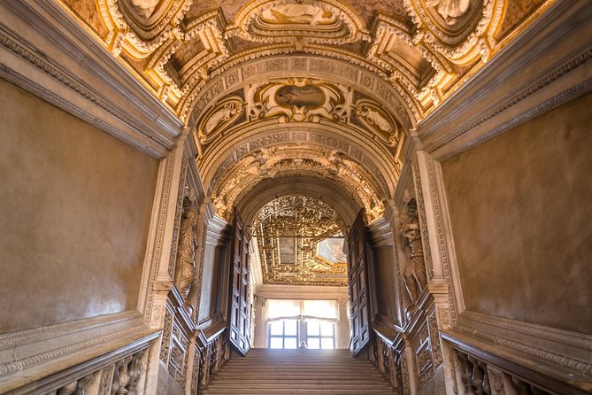Venice's Best: Basilica, Doge's Palace, Gondola & History Gallery - History Gallery VR and the museums you can add around St Mark’s
