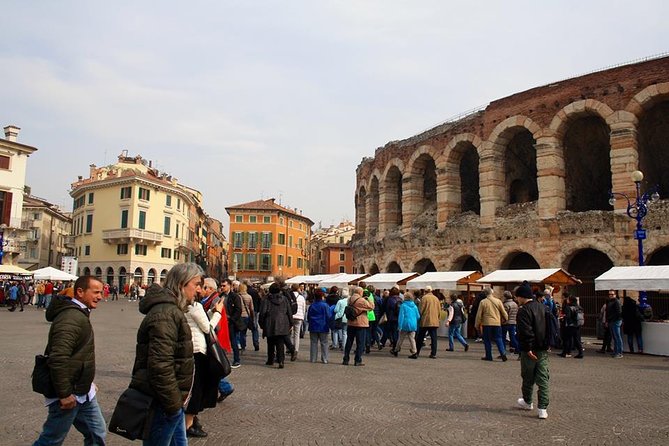 Verona City Sightseeing Walking Tour of Must-See Sites with Local Guide - Verona in Two Hours: why this pacing feels right