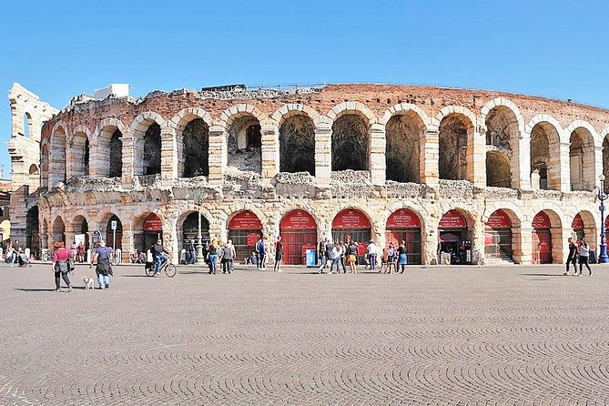 Verona City Sightseeing Walking Tour of Must-See Sites with Local Guide - Where the route starts: Piazza Bra and the Arena atmosphere